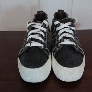 Jellypop New Star Womens 6.5 Chunky Denim Platform Sneaker Gray White Striped